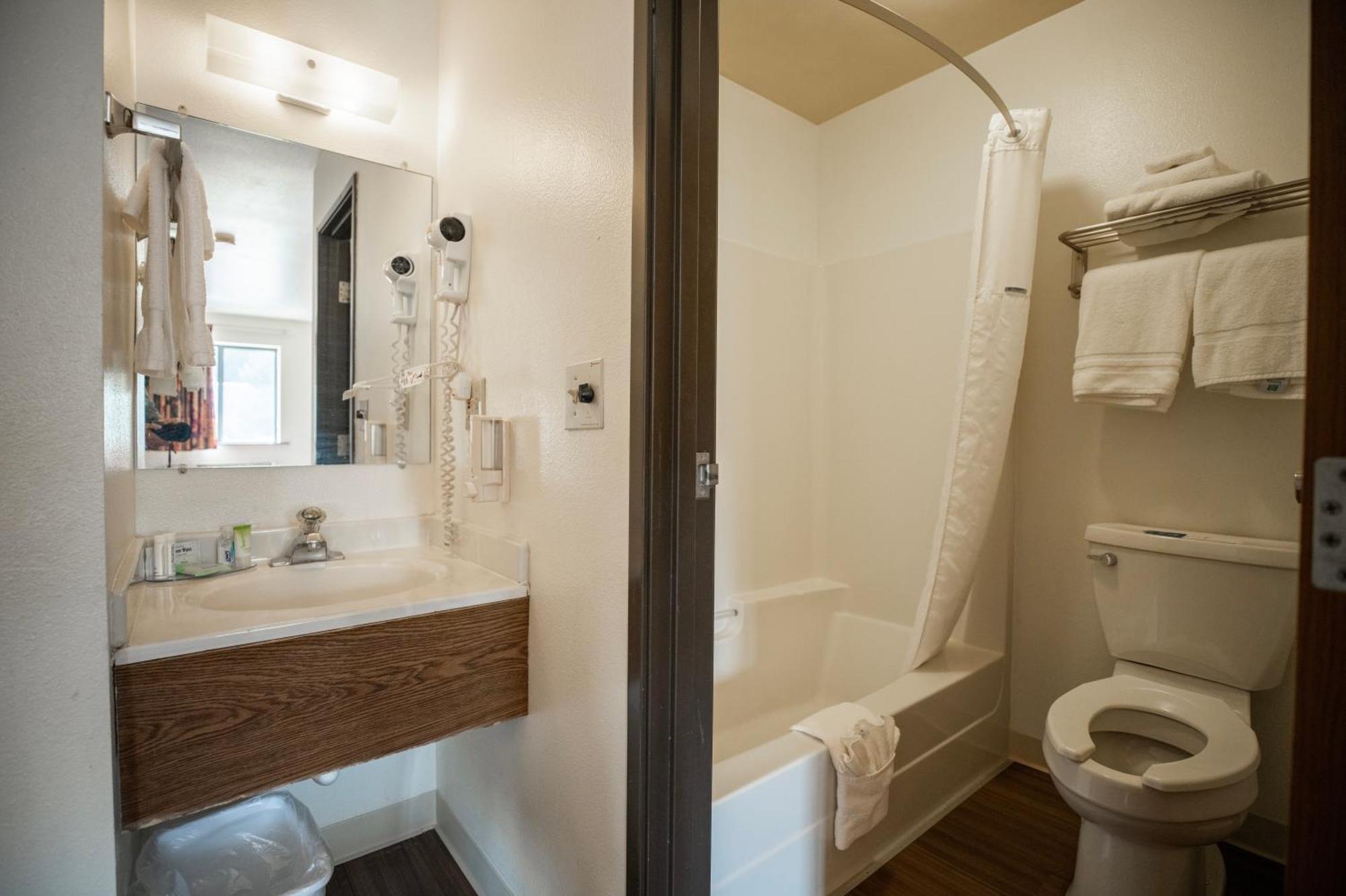 Mountain Vista Hotel West Yellowstone Bilik gambar